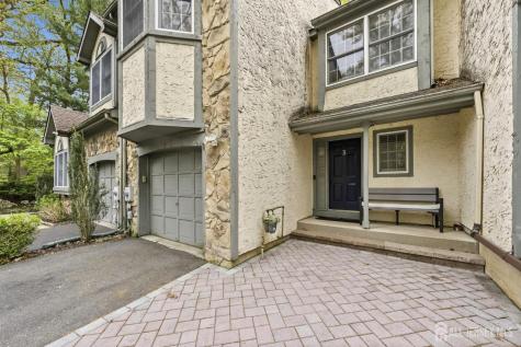 3 Dorchester Drive East Brunswick NJ 08816