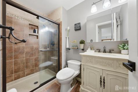 3 Dorchester Drive East Brunswick NJ 08816