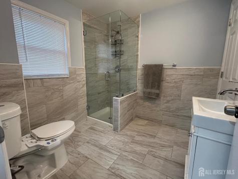 190 Green Street Woodbridge Proper NJ 07095