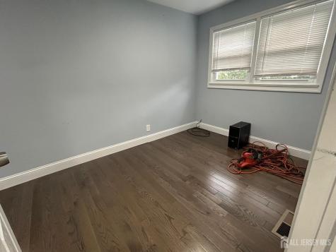 190 Green Street Woodbridge Proper NJ 07095