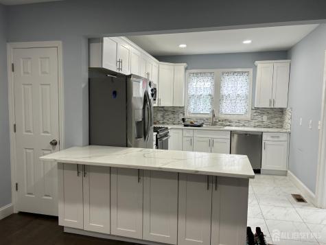 190 Green Street Woodbridge Proper NJ 07095