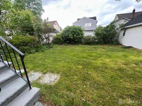 190 Green Street Woodbridge Proper NJ 07095