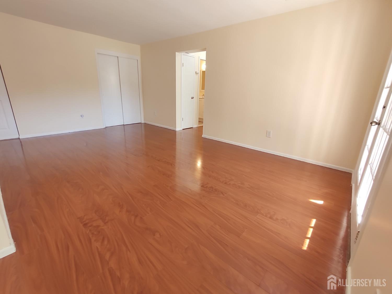 1807 Green Hollow Drive Iselin NJ 08830