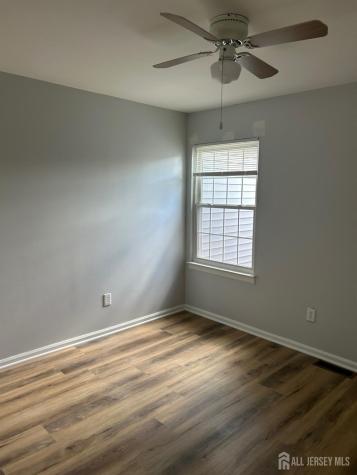 28 Renaissance Lane New Brunswick NJ 08901