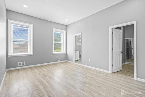 107 Macarthur Avenue Sayreville NJ 08872
