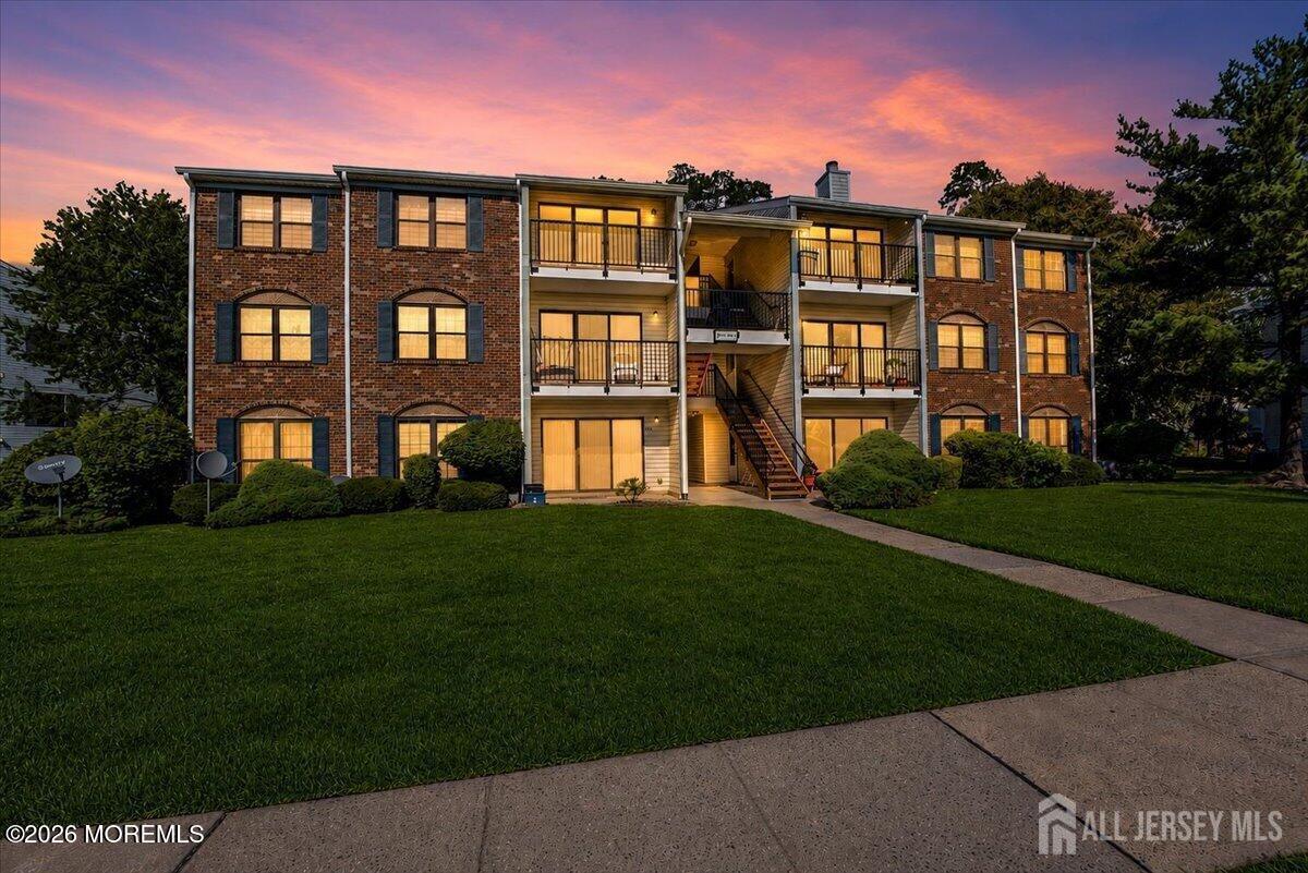 341 Danbury Lane East Brunswick NJ 08816
