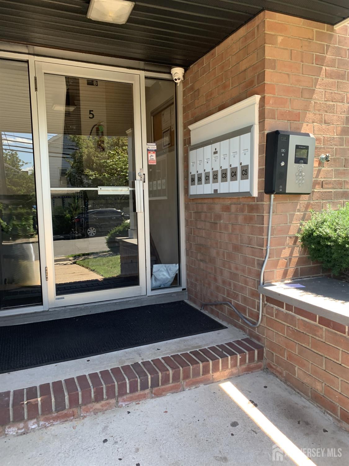 5 Charles Street New Brunswick NJ 08901