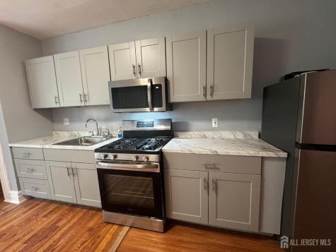830 S 16th Street S Newark NJ 07108