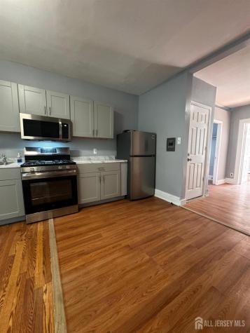 830 S 16th Street S Newark NJ 07108