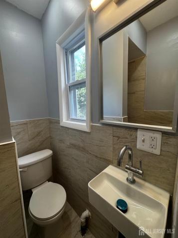830 S 16th Street S Newark NJ 07108