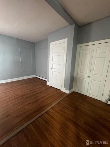 830 S 16th Street S Newark NJ 07108