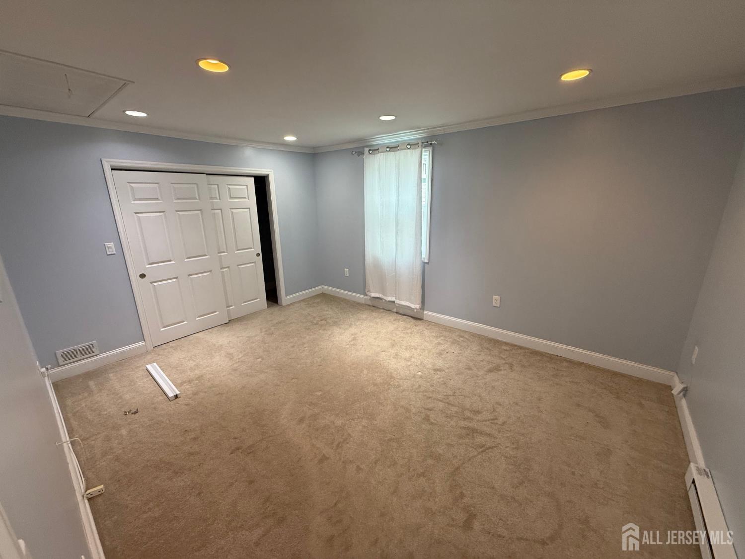 35 Maplewood Avenue Colonia NJ 07067