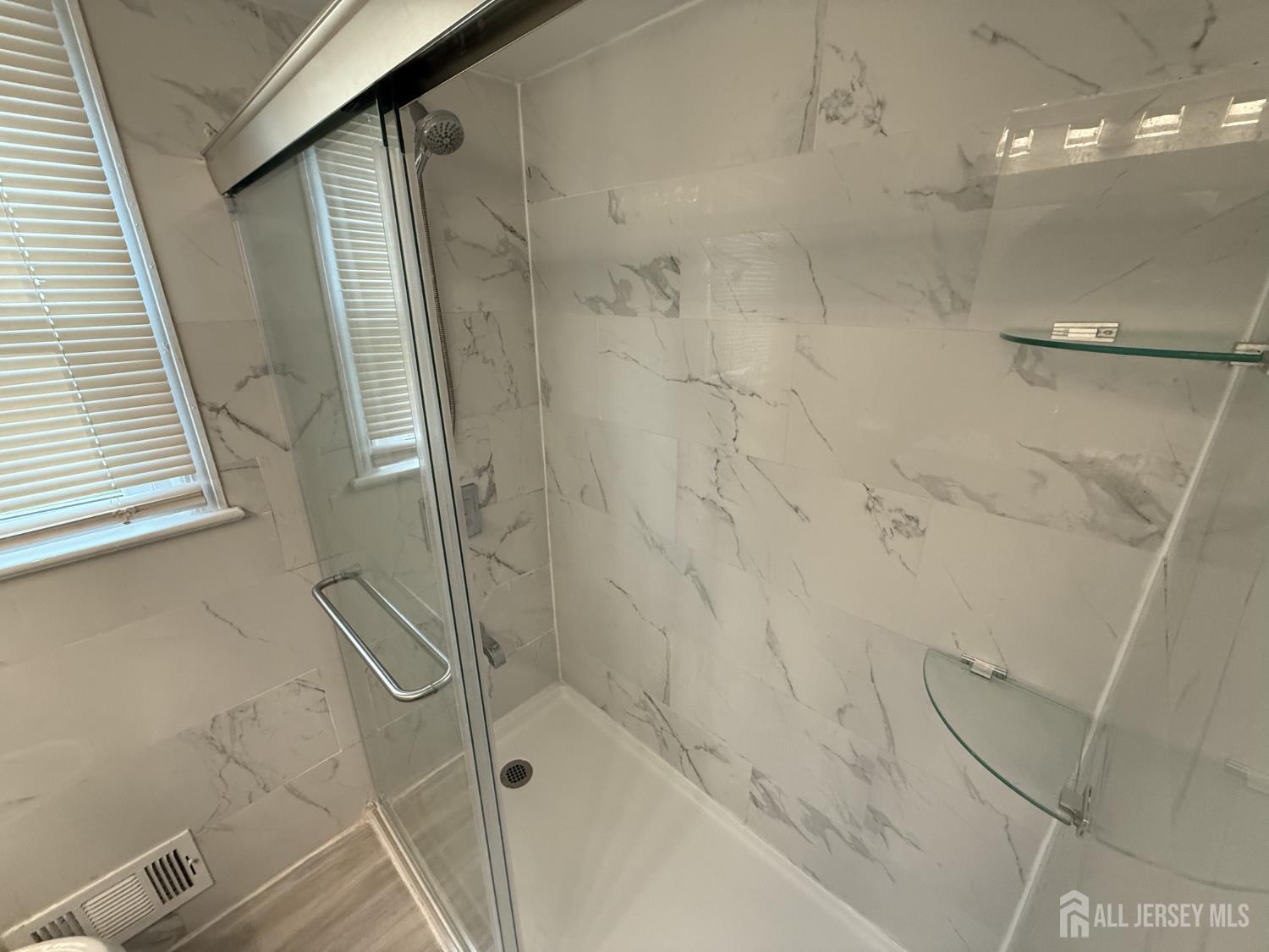 35 Maplewood Avenue Colonia NJ 07067
