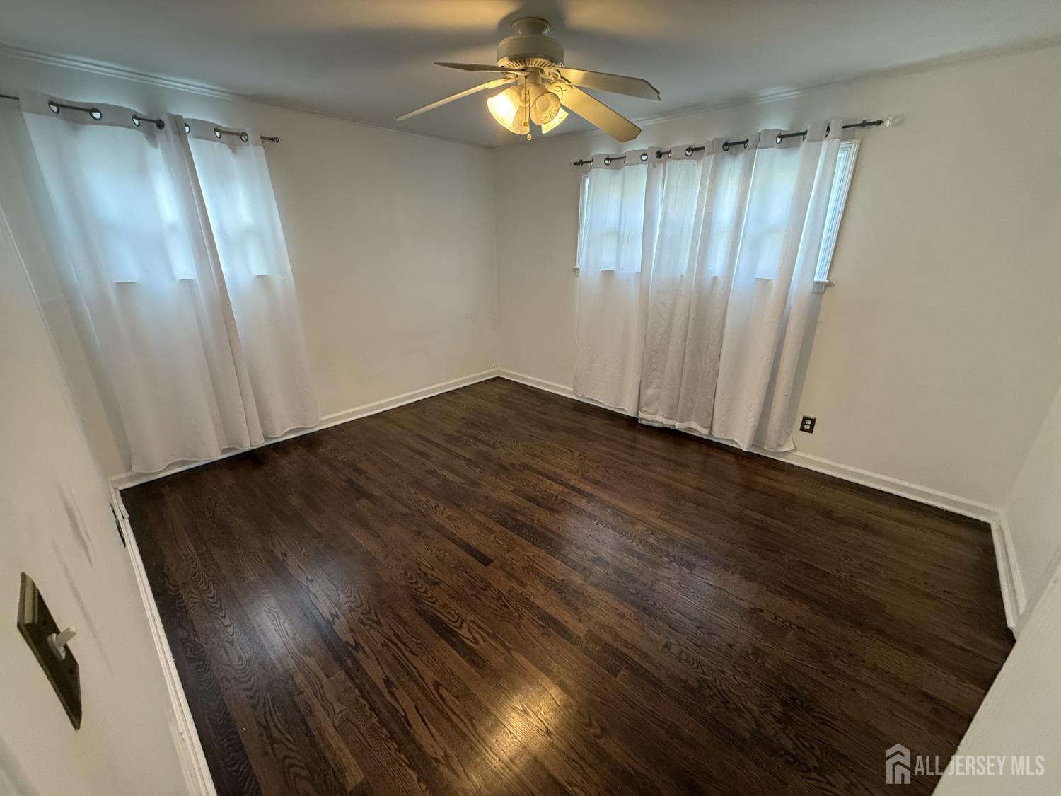 35 Maplewood Avenue Colonia NJ 07067