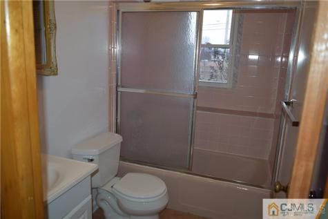 5098 Scott Street Piscataway NJ 08854