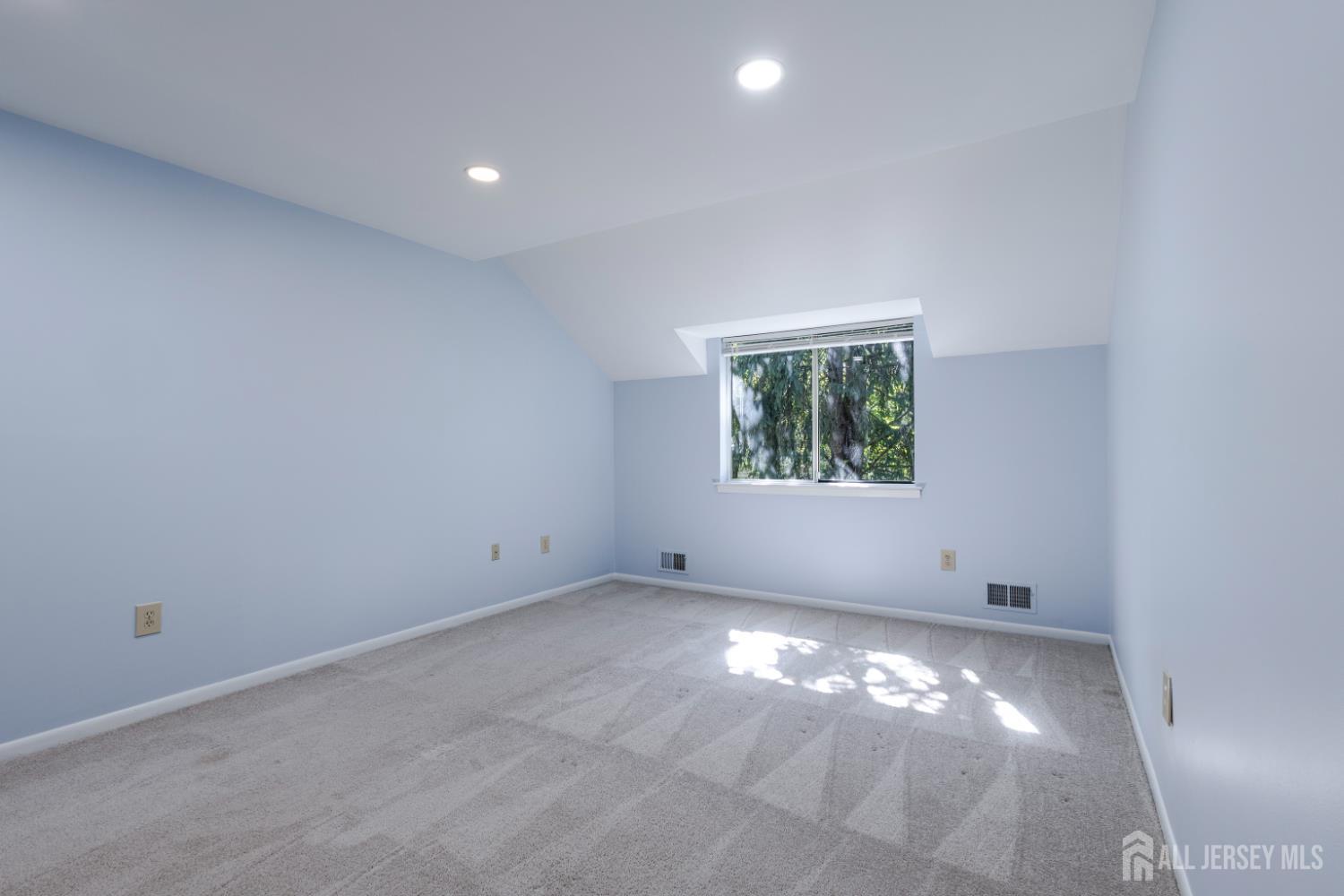 1050 Schmidt Lane North Brunswick NJ 08902