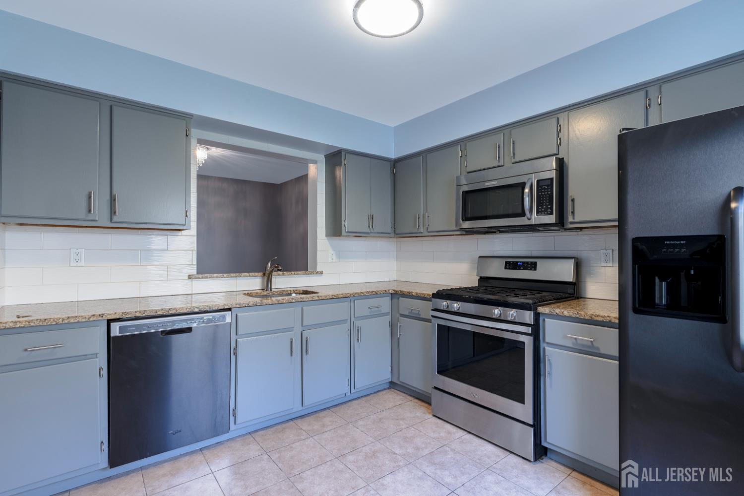 1050 Schmidt Lane North Brunswick NJ 08902