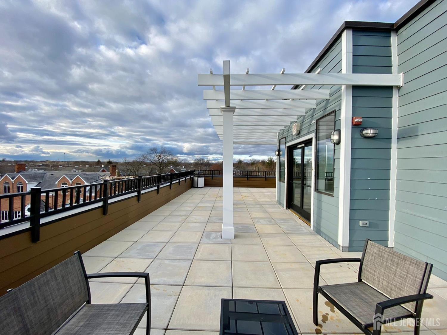 22 Center Street Metuchen NJ 08840