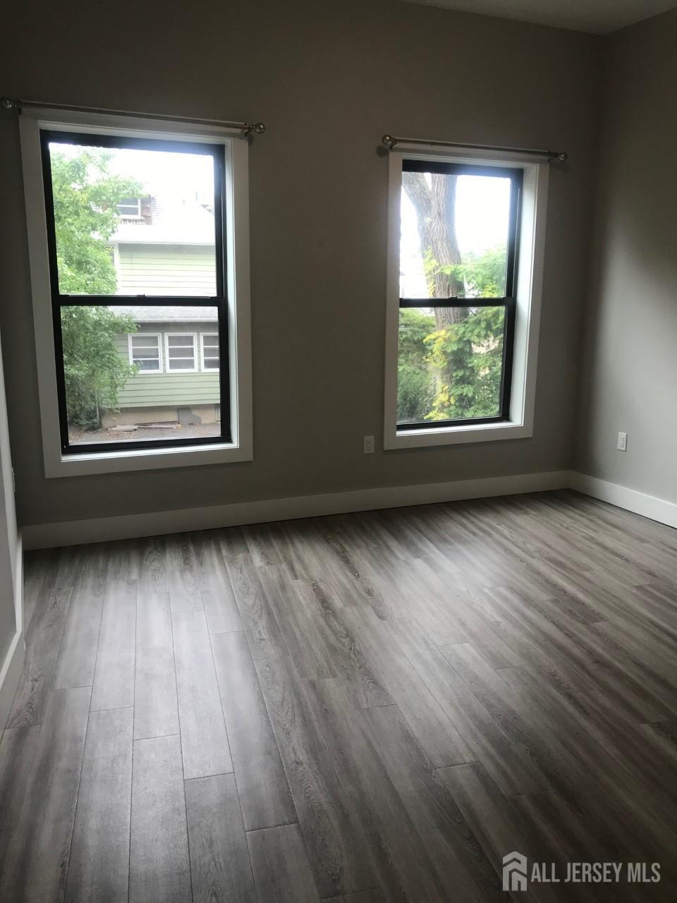 22 Center Street Metuchen NJ 08840