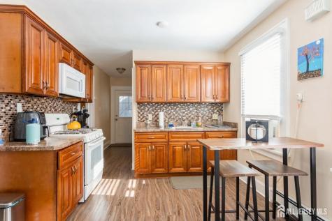 24 Hayward Avenue Carteret NJ 07008