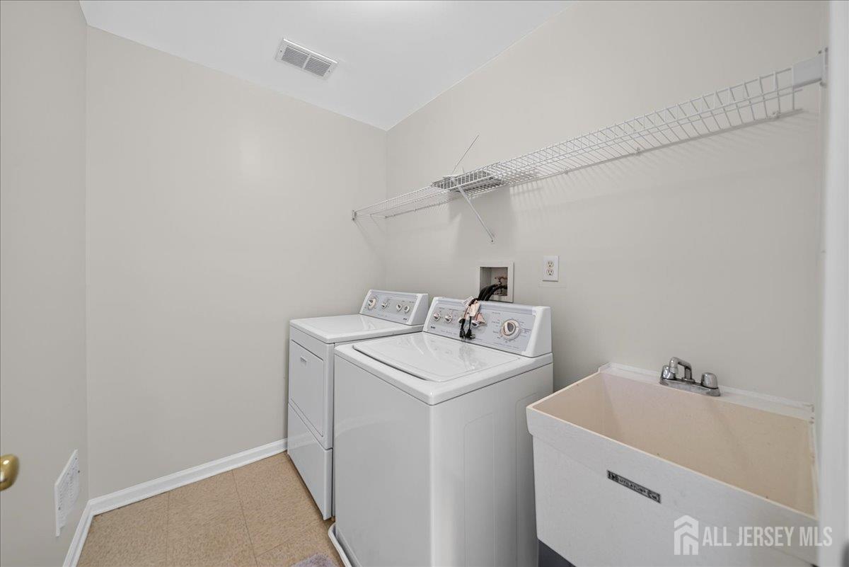 58 Windsong Circle East Brunswick NJ 08816