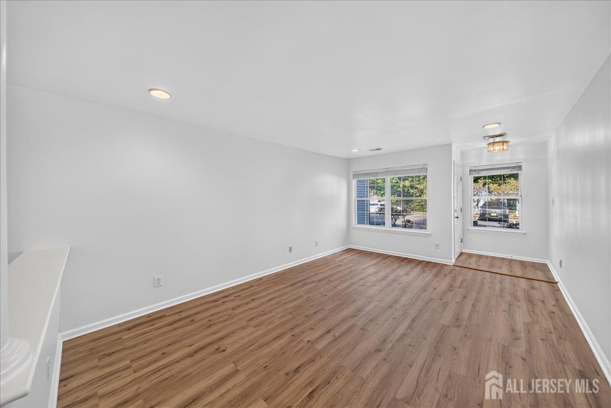 58 Windsong Circle East Brunswick NJ 08816