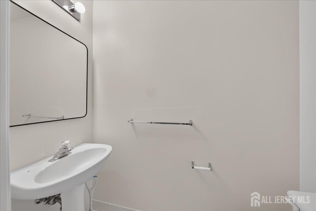 58 Windsong Circle East Brunswick NJ 08816