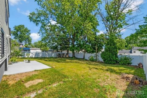33 Larchmont Road Edison NJ 08837