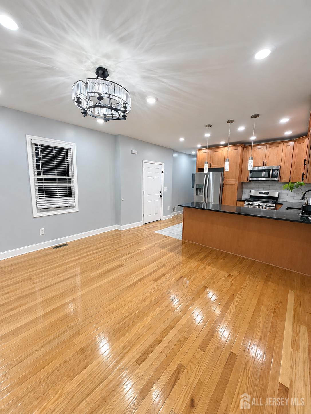457 Division Street Perth Amboy NJ 08861