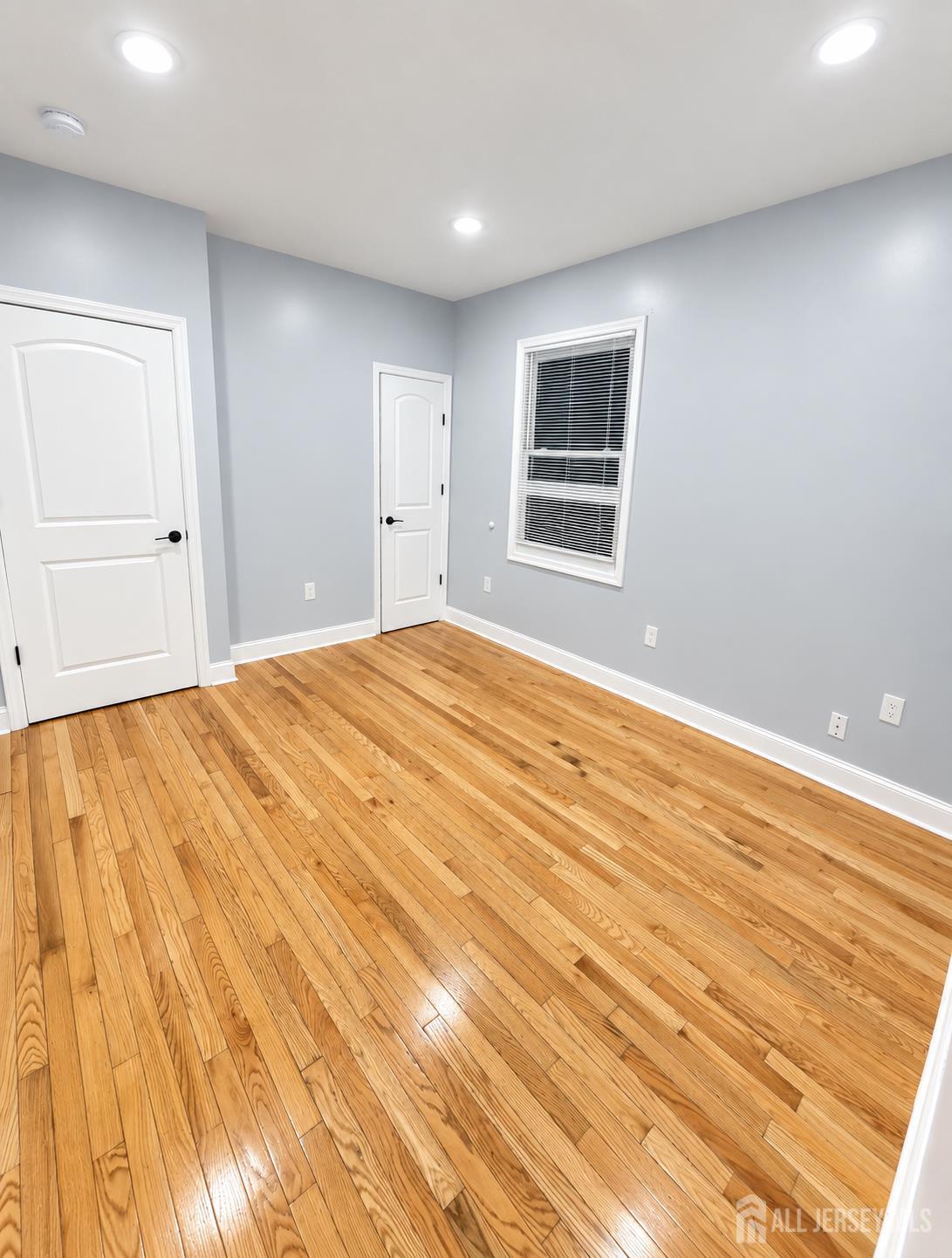 457 Division Street Perth Amboy NJ 08861