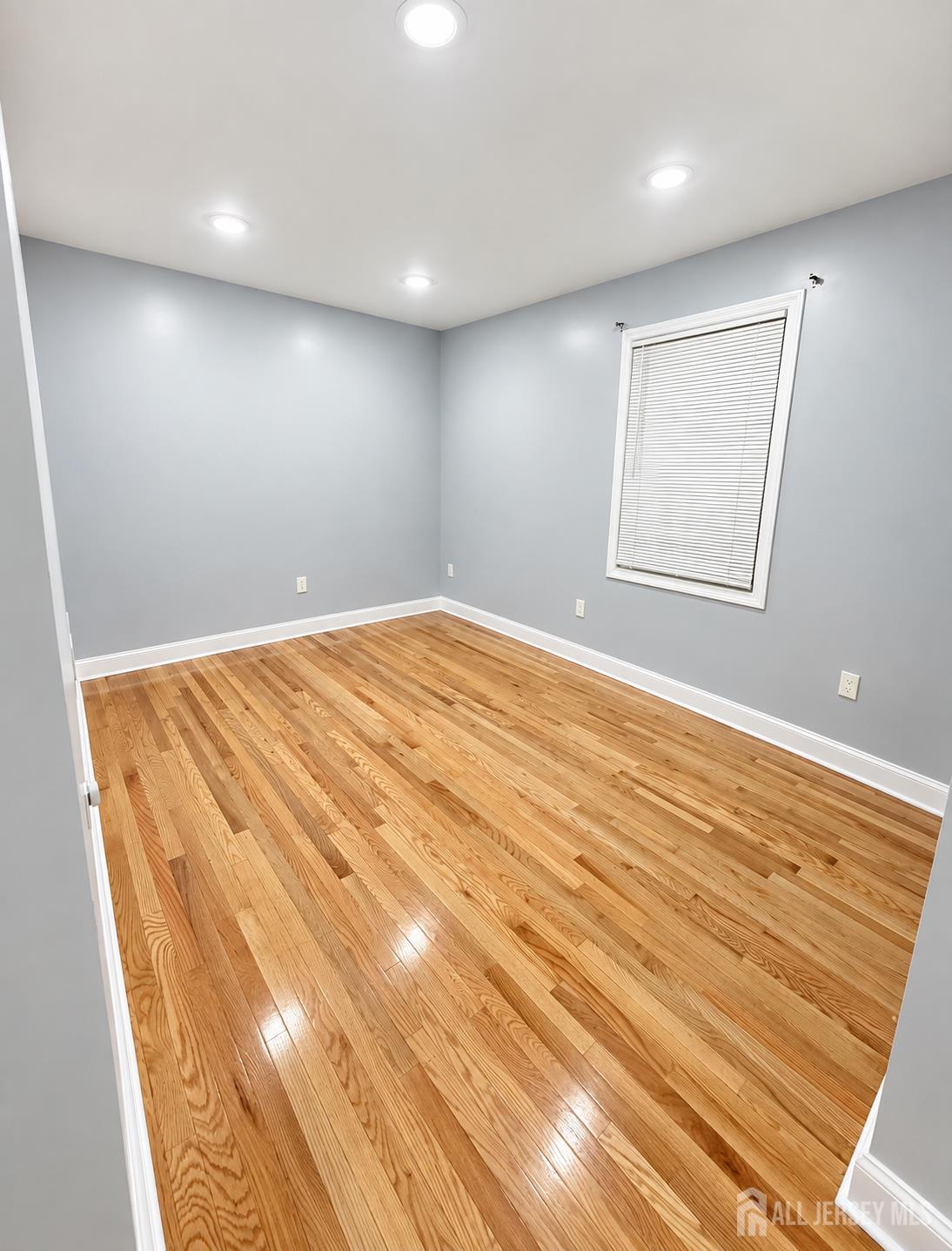 457 Division Street Perth Amboy NJ 08861