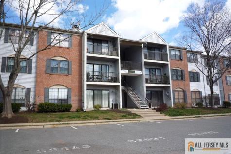 363 Lancaster Court Piscataway NJ 08854