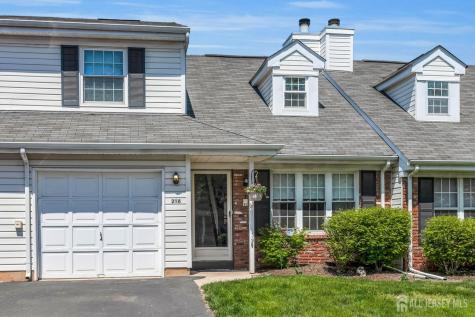 216 Coldspring Court Franklin NJ 08873