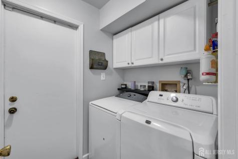 216 Coldspring Court Franklin NJ 08873