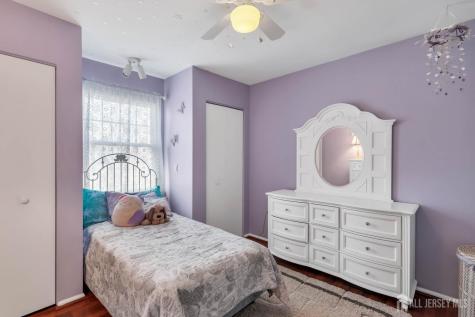 216 Coldspring Court Franklin NJ 08873