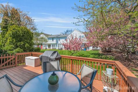 216 Coldspring Court Franklin NJ 08873