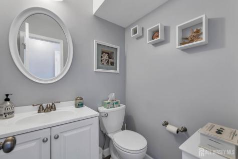 216 Coldspring Court Franklin NJ 08873