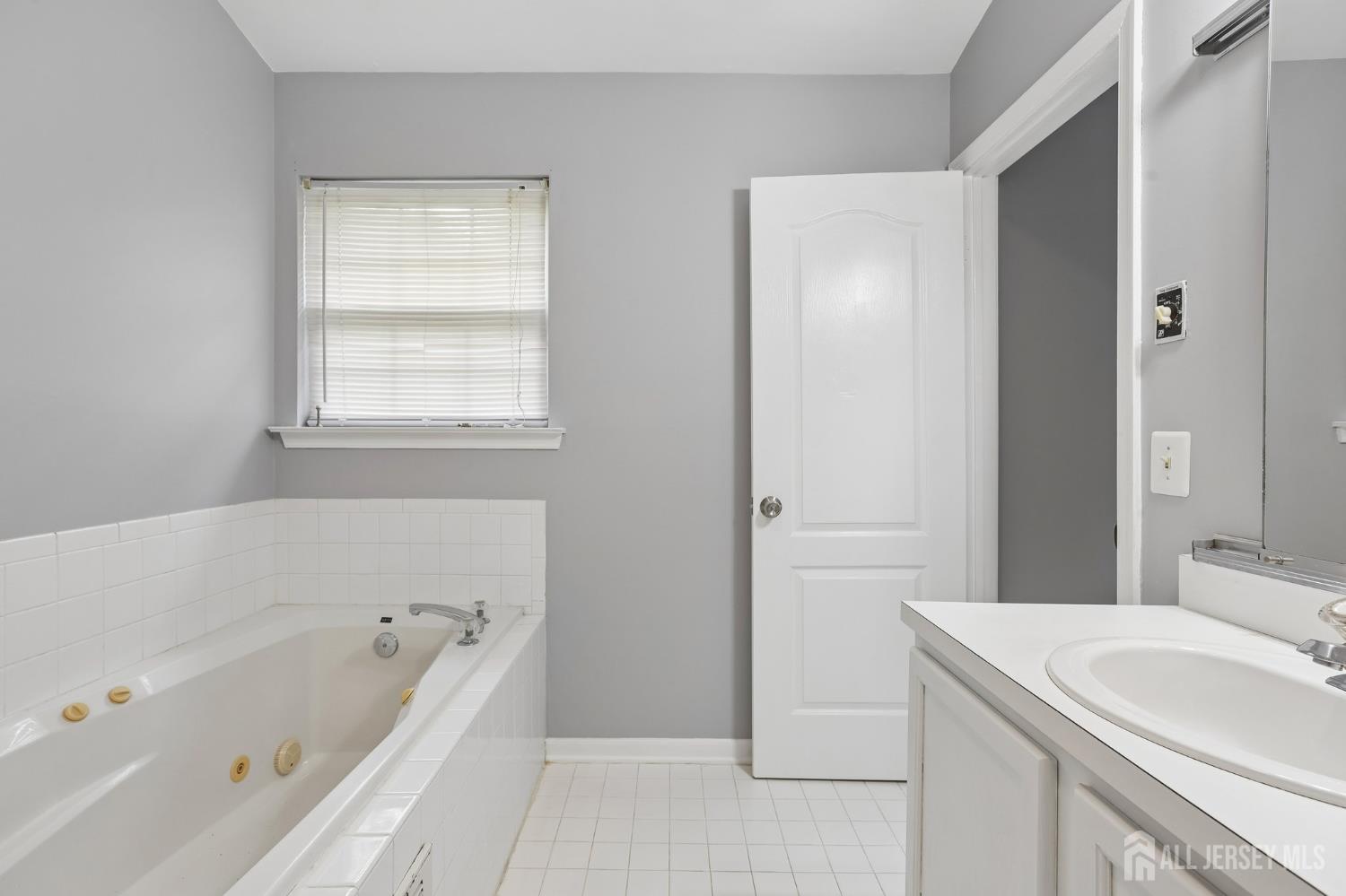 1507 Wagon Wheel Court Freehold Twp NJ 07728