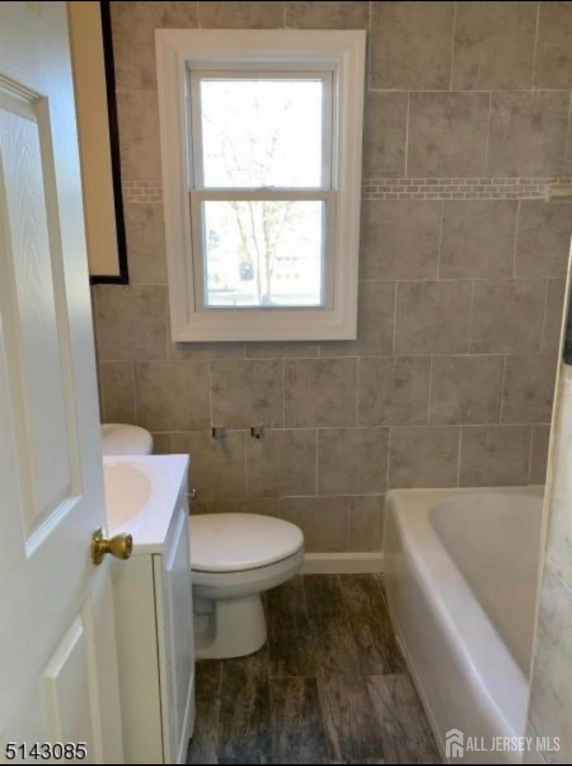 813 Lincoln Avenue Manville NJ 08835