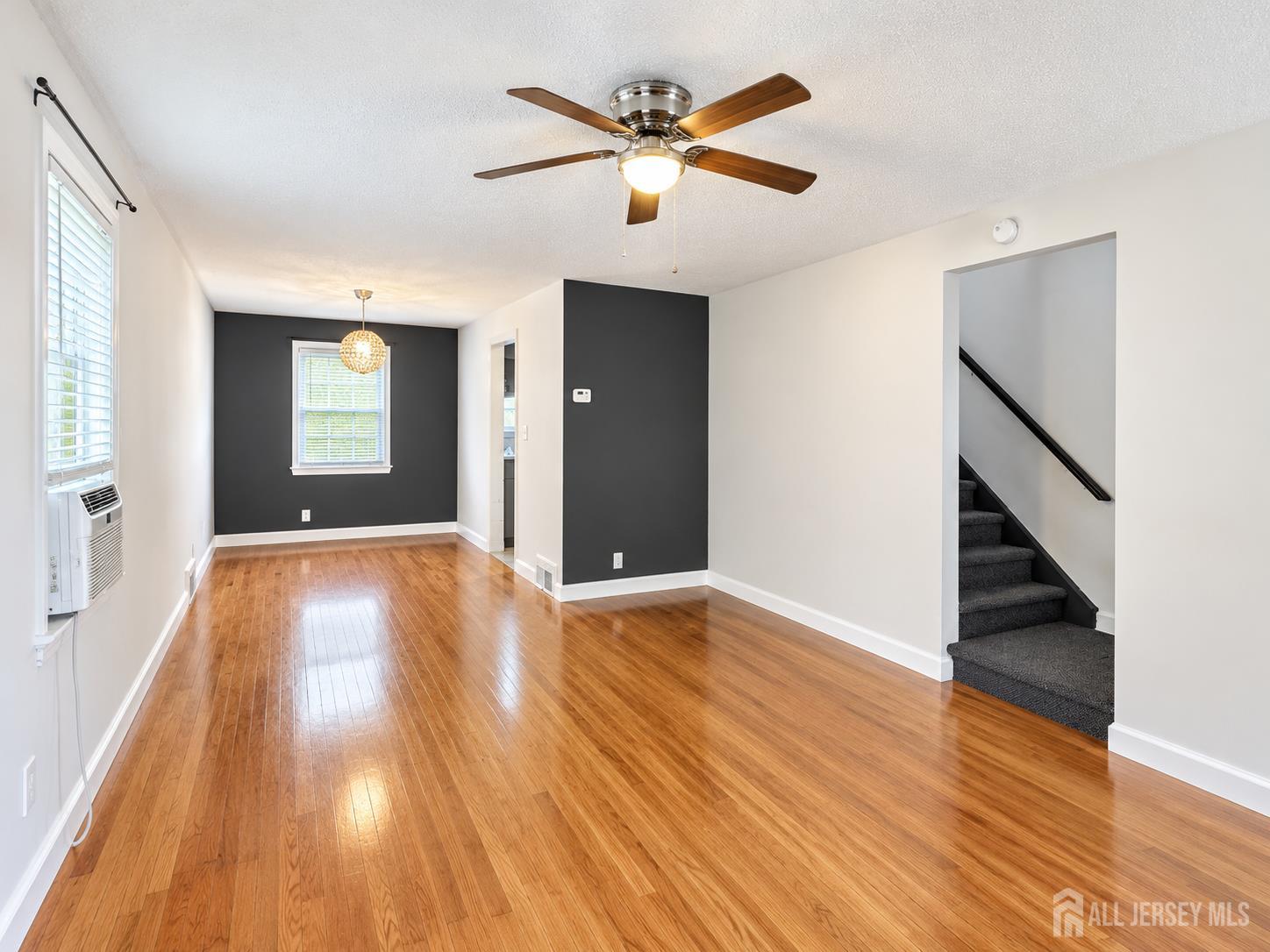 38 Macarthur Drive Edison NJ 08837