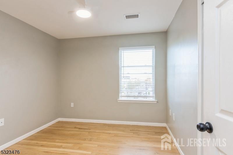 495 Catherine Street Elizabeth NJ 07201
