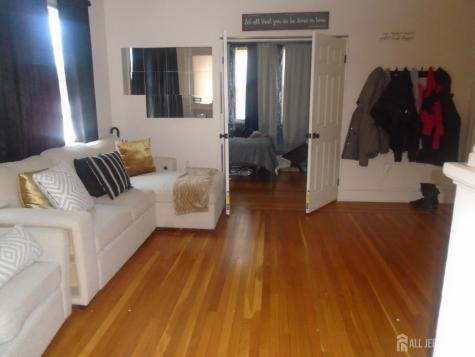206 Washington Avenue Carteret NJ 07008