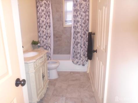206 Washington Avenue Carteret NJ 07008
