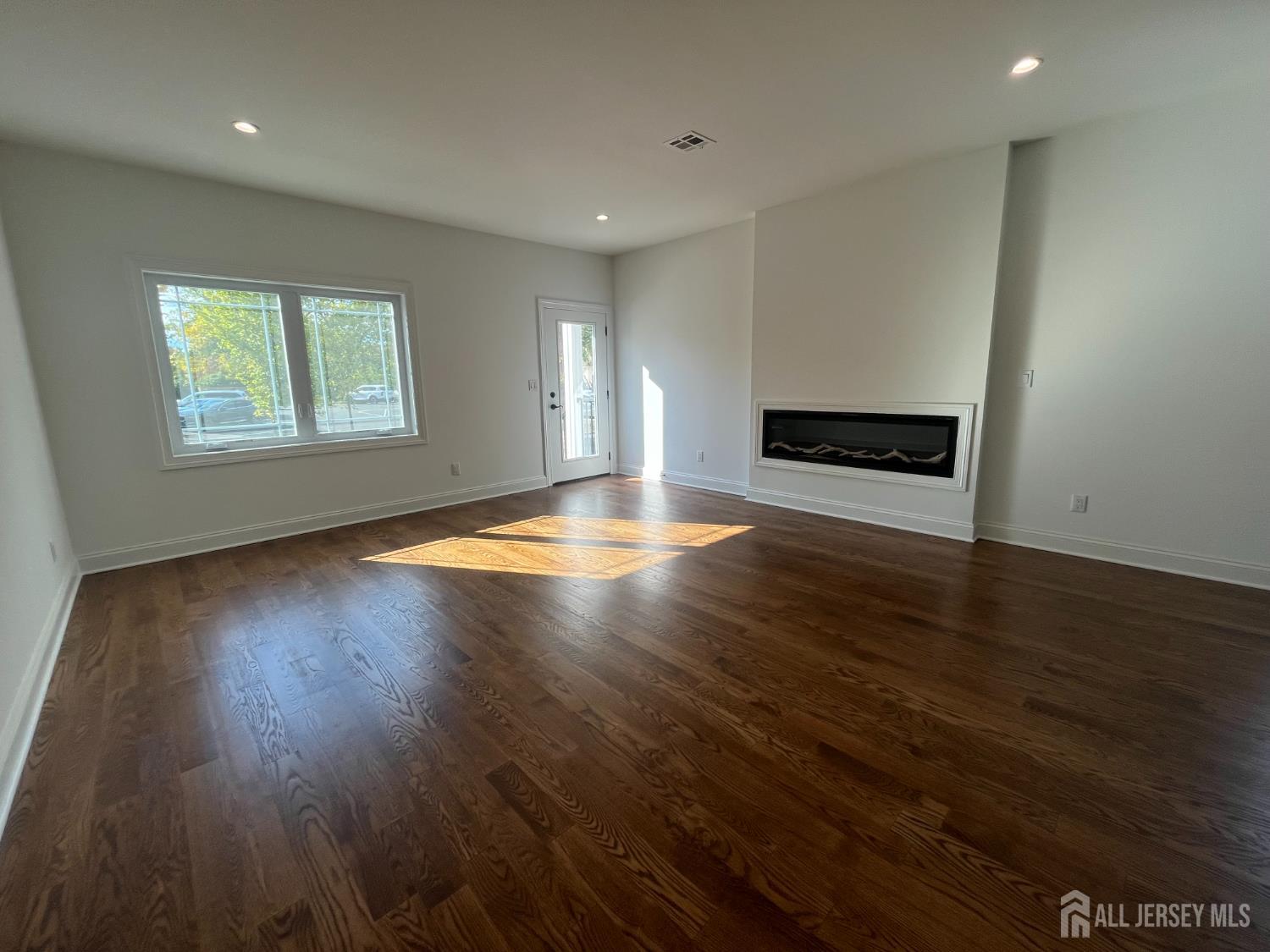 12 Moyse Place Edison NJ 08820