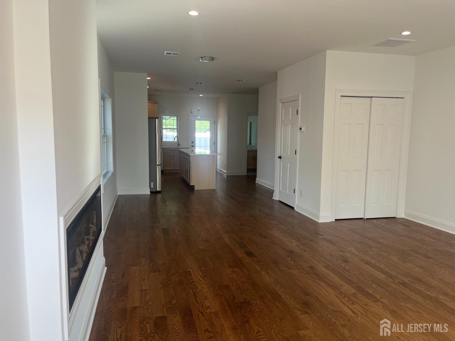 12 Moyse Place Edison NJ 08820
