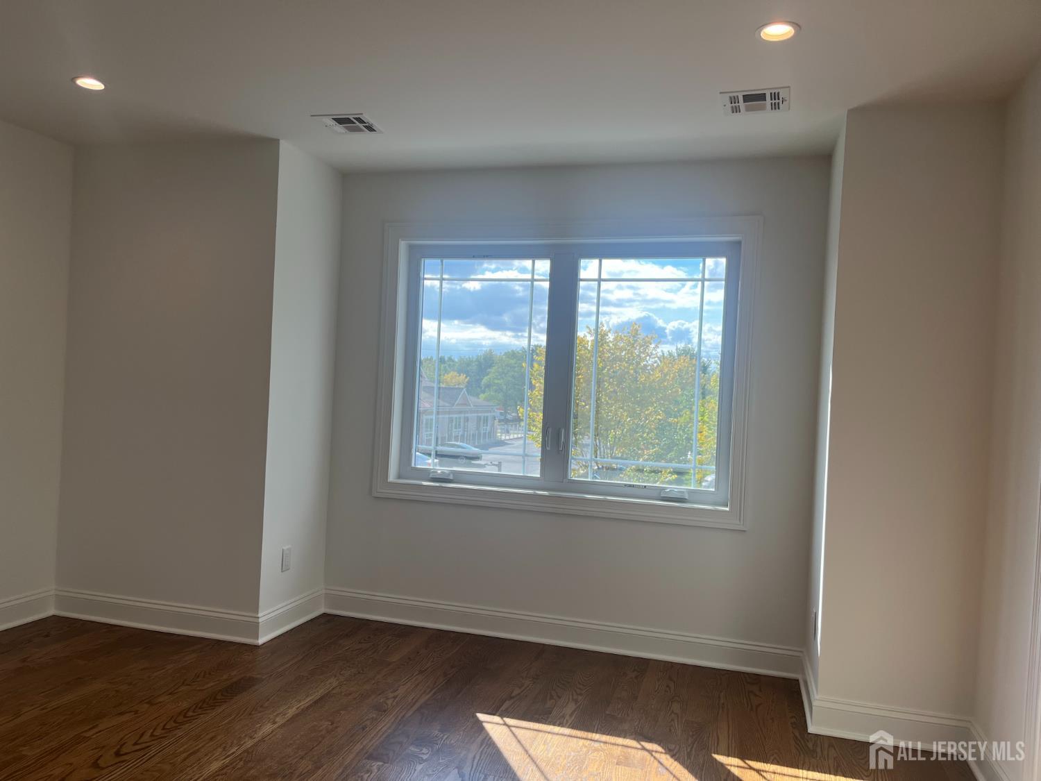 12 Moyse Place Edison NJ 08820