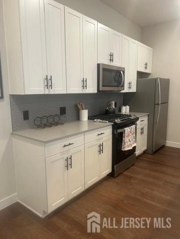 1308 Dzwil Terrace Sayreville NJ 08872