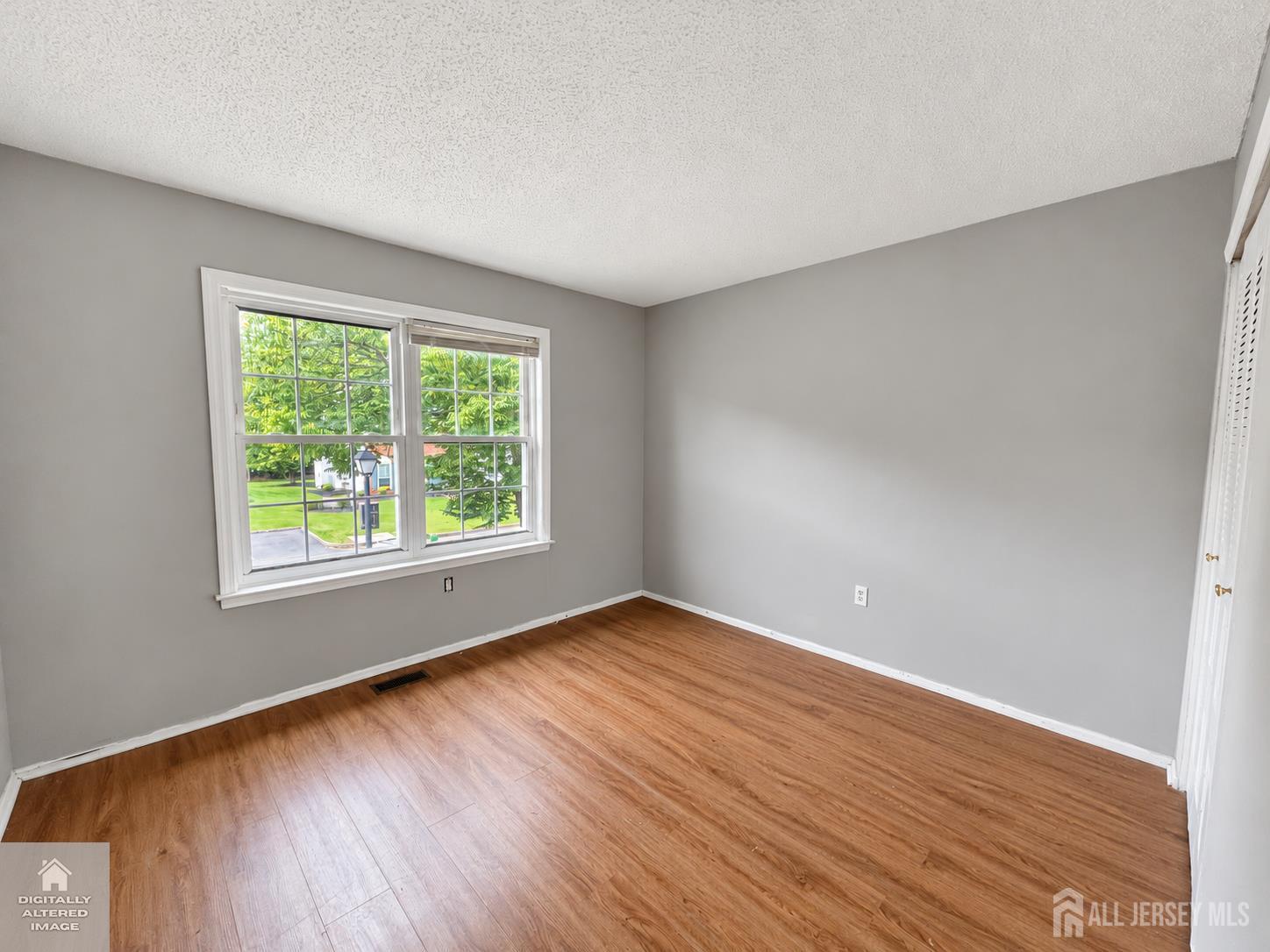 29 Albury Way North Brunswick NJ 08902