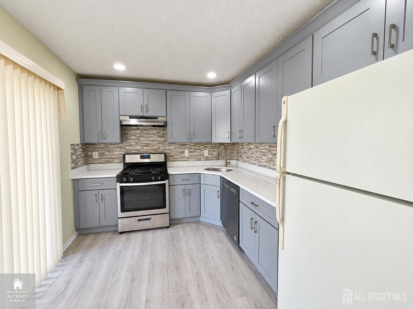 29 Albury Way North Brunswick NJ 08902
