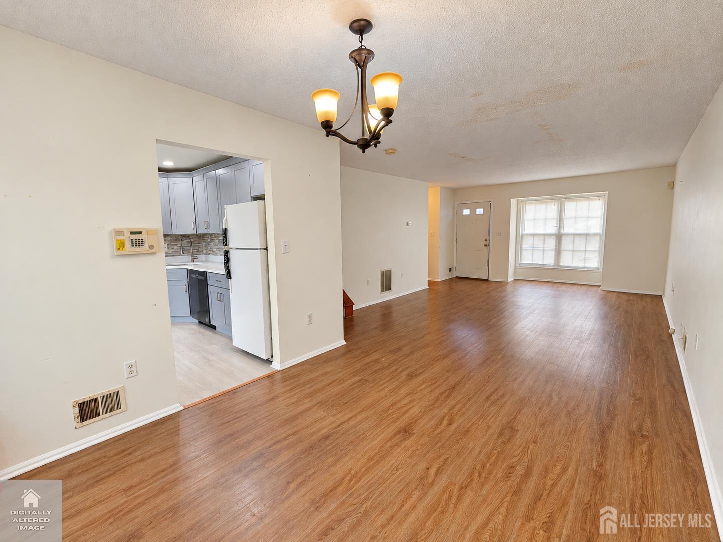 29 Albury Way North Brunswick NJ 08902